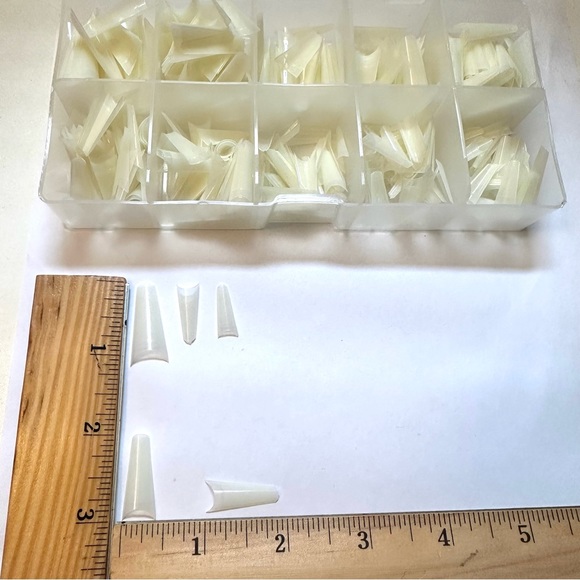 🎈5 for $15 Bundle Sale Jewelry Tops Pants Bags Home Officer Kids Pets Socks ETC - Picture 7 of 16